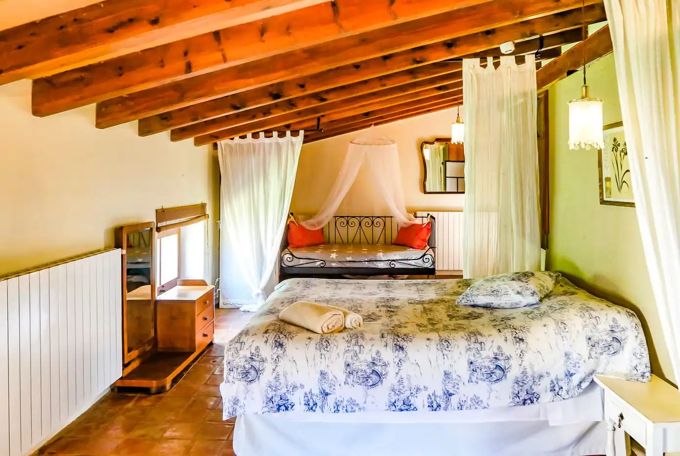 Habitación de Finca rústica en venta en Rupit i Pruit con Jardín privado