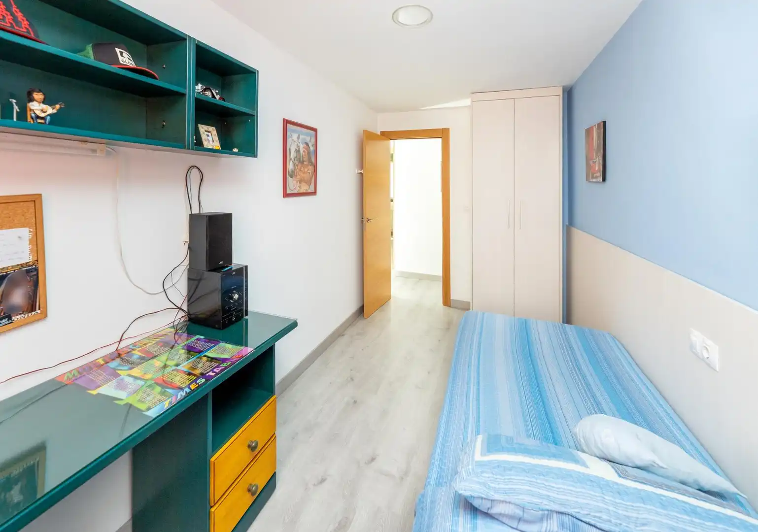 Bedroom of Flat for sale in Granada  with Air Conditioner, Heating and Storage room