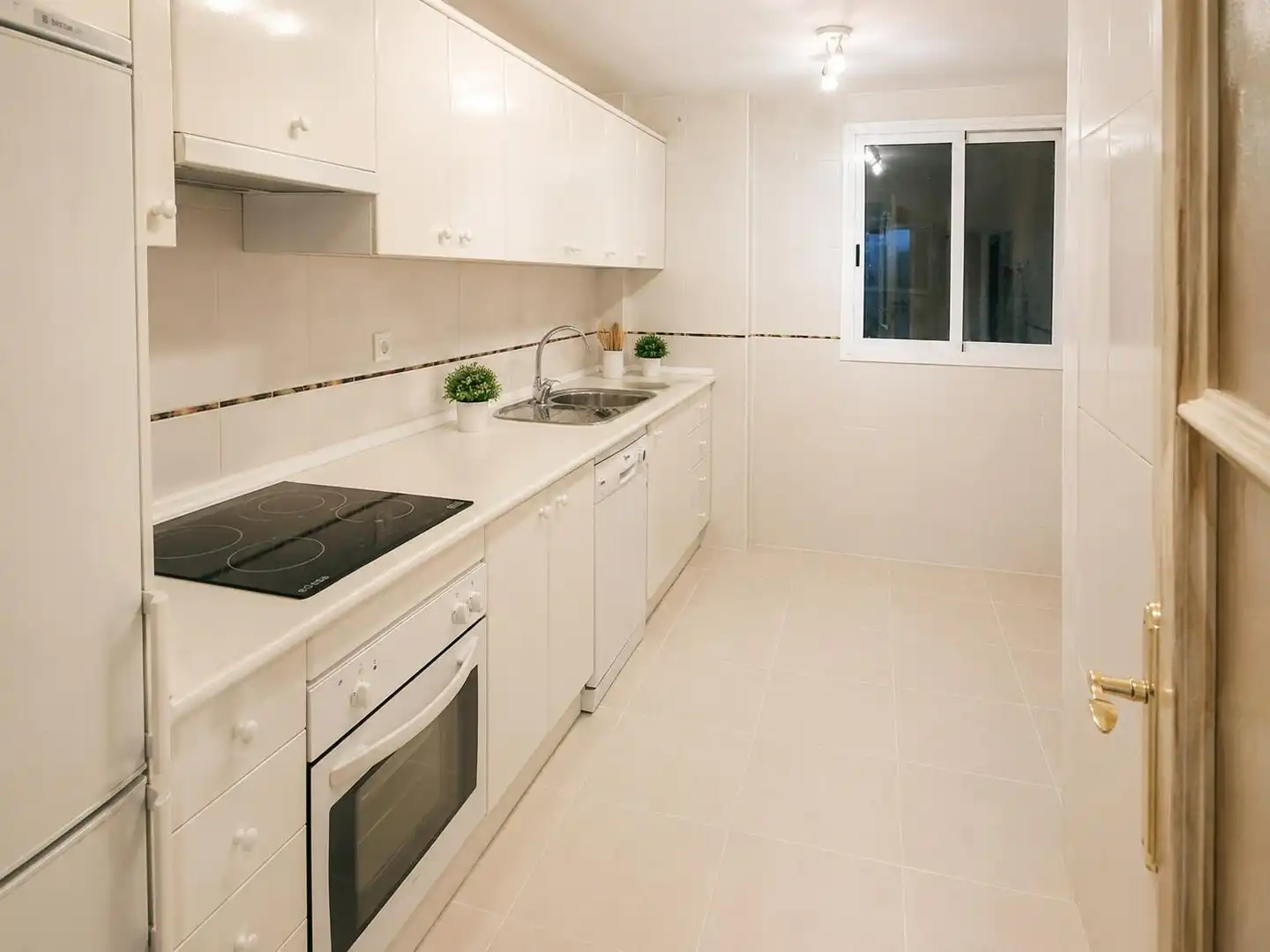 Kitchen of Flat for rent in Málaga  with Terrace and Storage room
