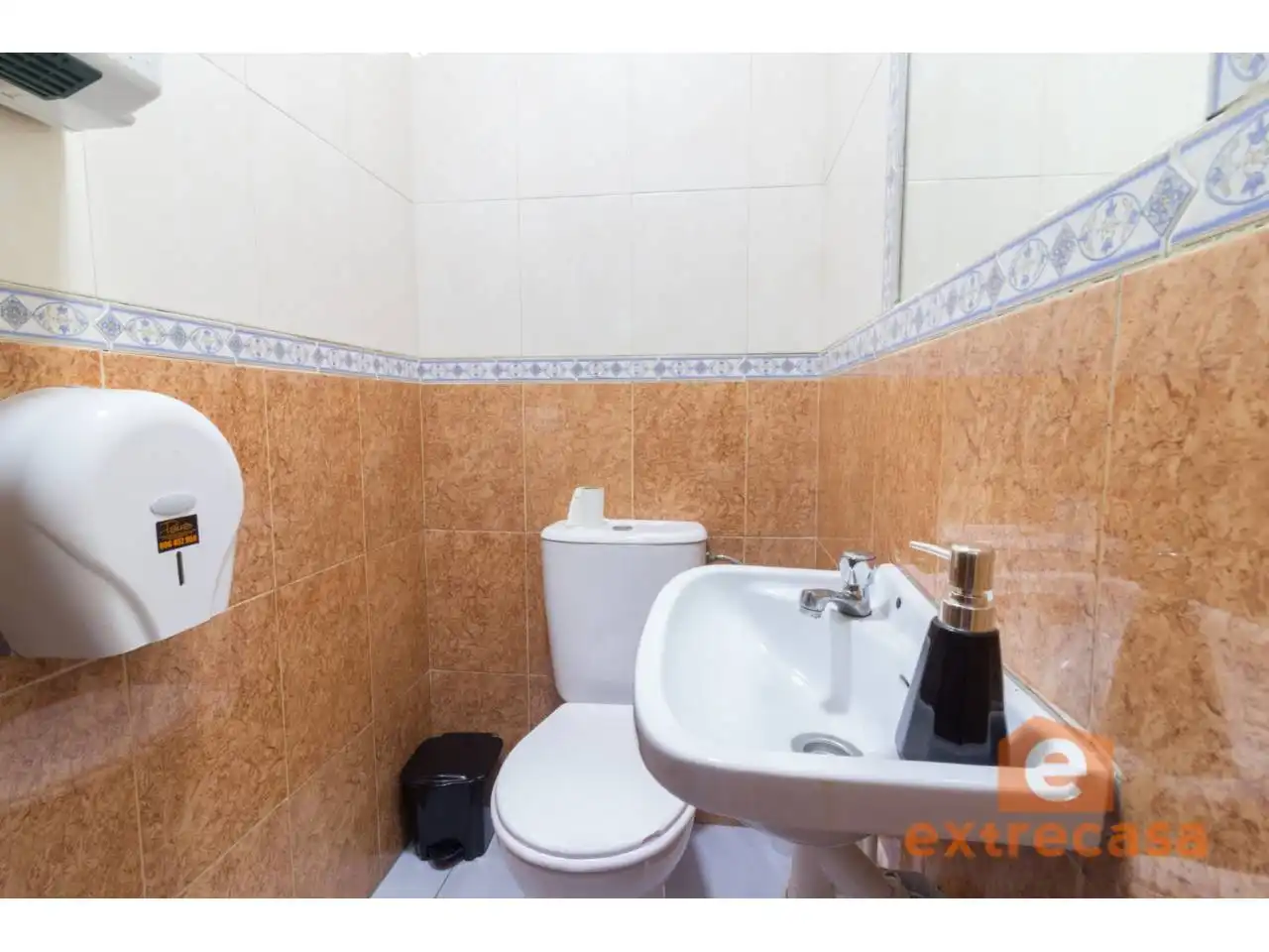 Bany de Local en venda en Badajoz
