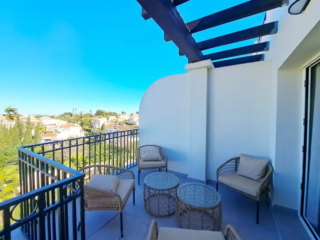 Apartament amb terrassa en venda a Carrer Bresquiller, imagen 3