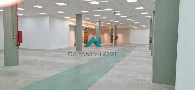 Local comercial en Alquiler en Hispanoamérica - Comunidades