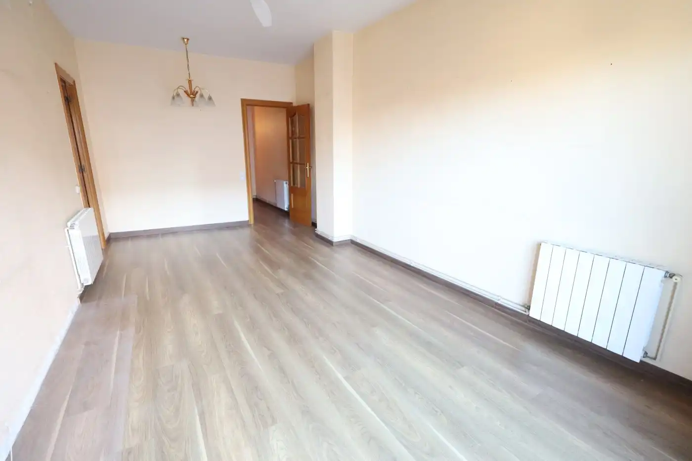 Habitación de Piso en venta en Barcelona con Calefacción y Balcón