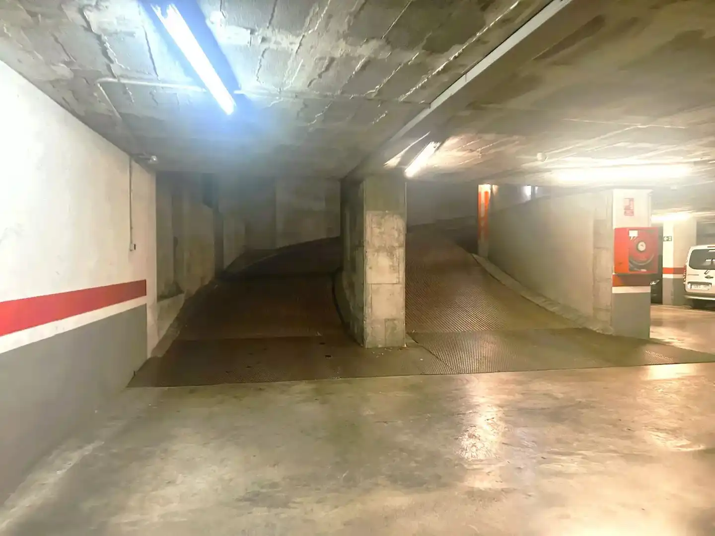 Einzelparkplatz zur Miete in Eixample Nord, imagen 6