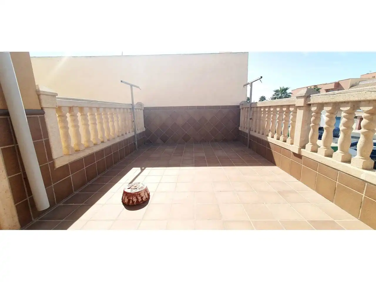 Terraza de Casa adosada en venta en Roquetas de Mar con Aire acondicionado, Calefacción y Jardín privado