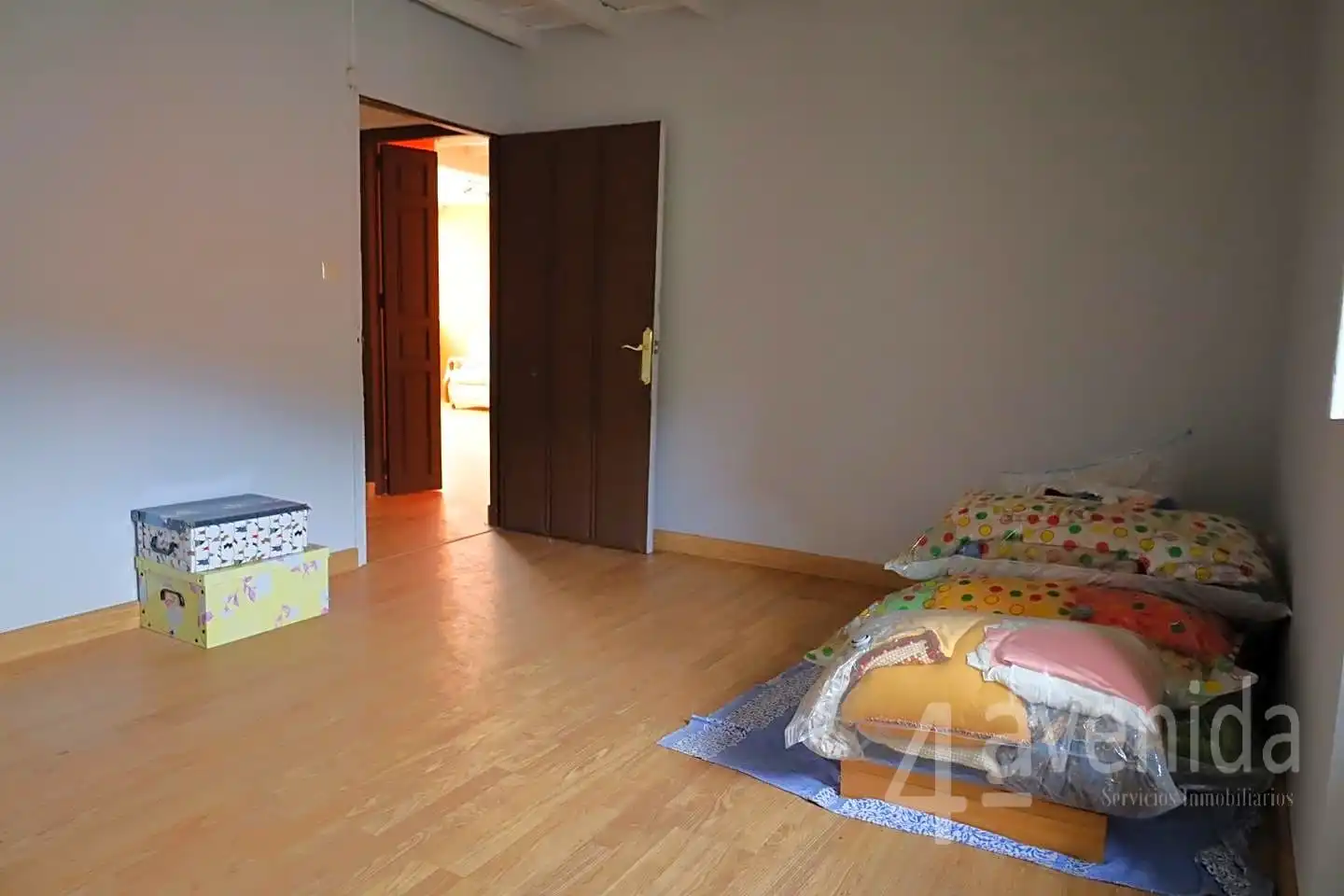 Casa adosada en venta en Villarigan, 12, Pravia