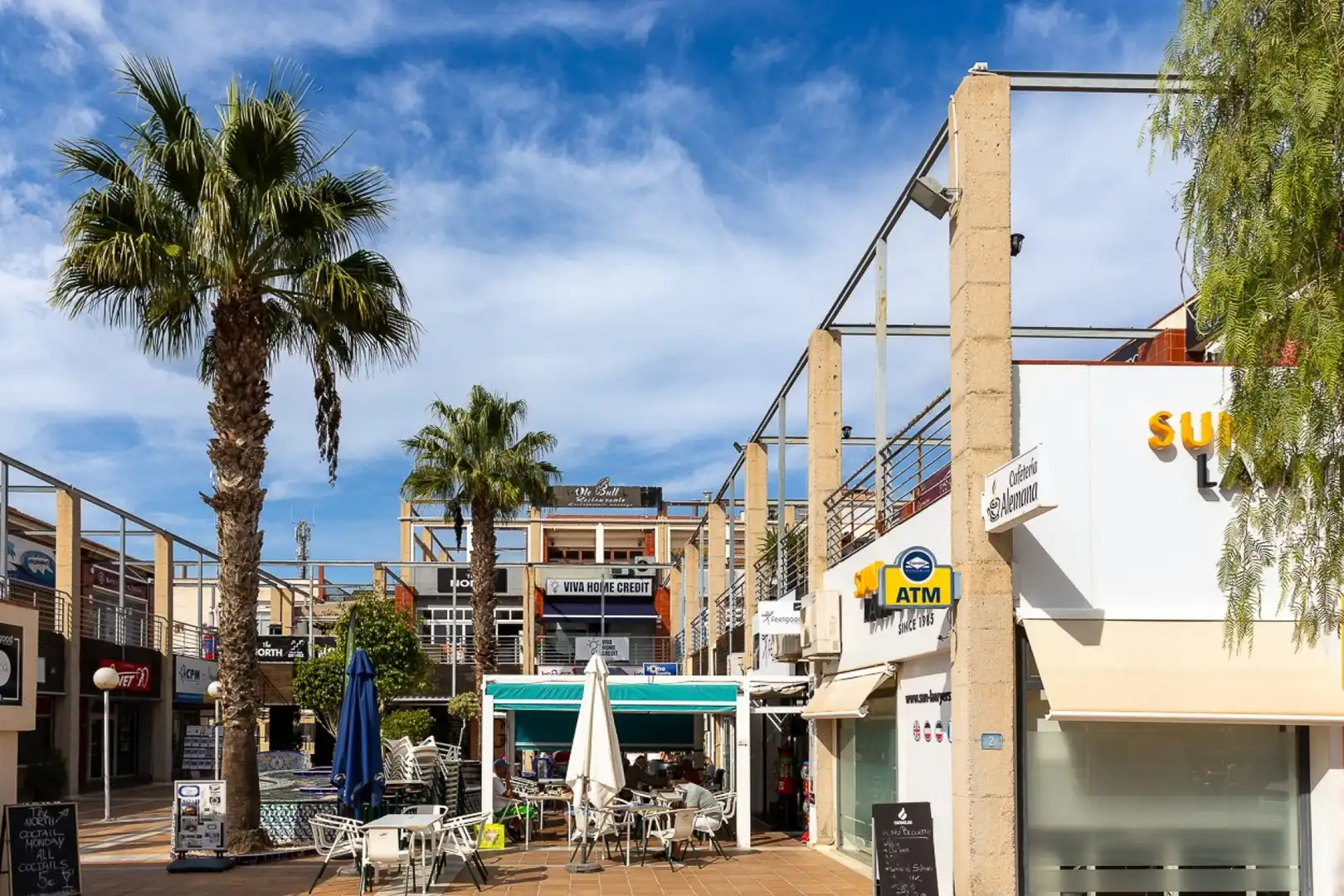 Vista exterior de Local en venta en Orihuela con Aire acondicionado y Alarma