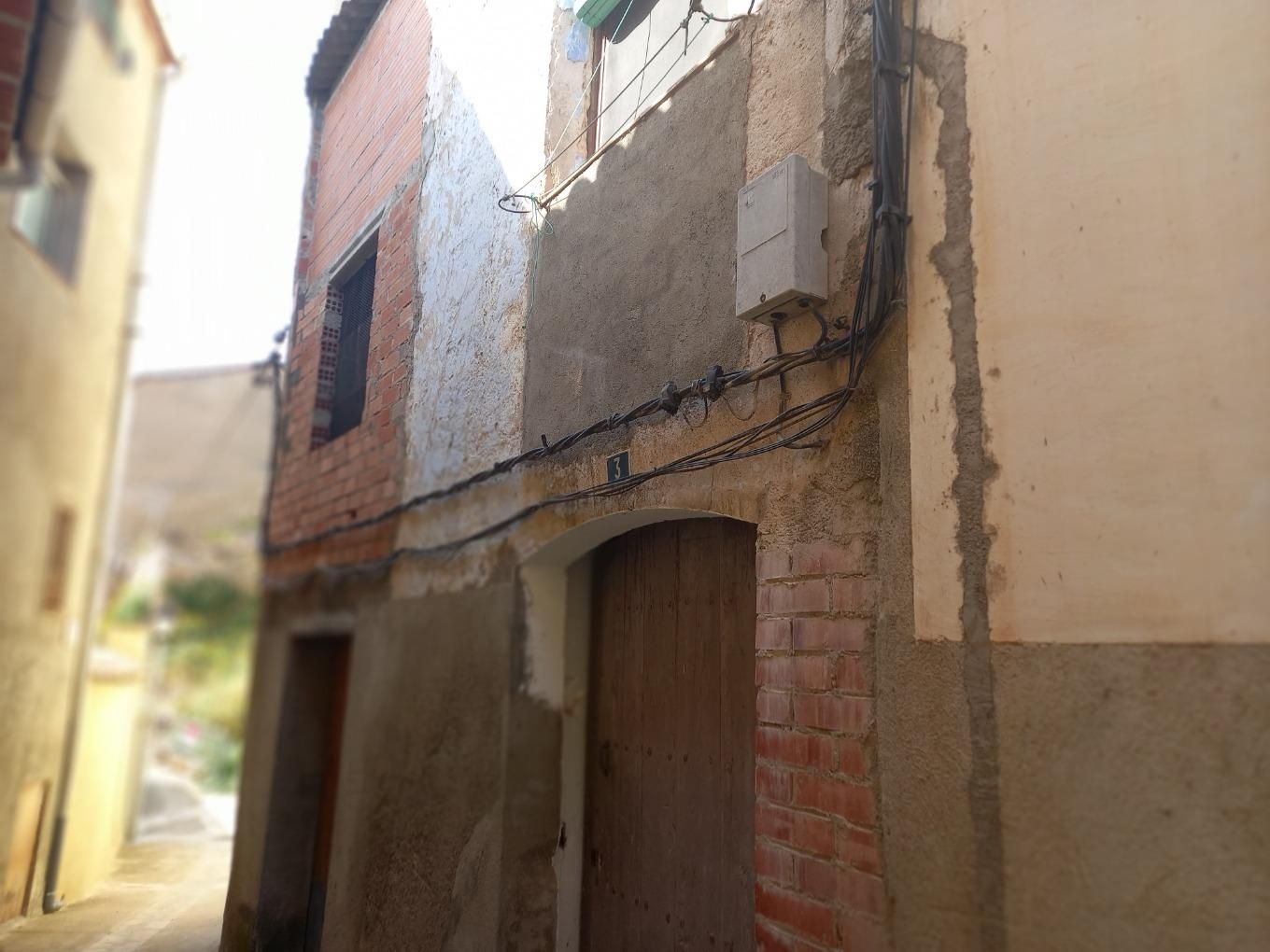 Exterior view of House or chalet for sale in Miravet