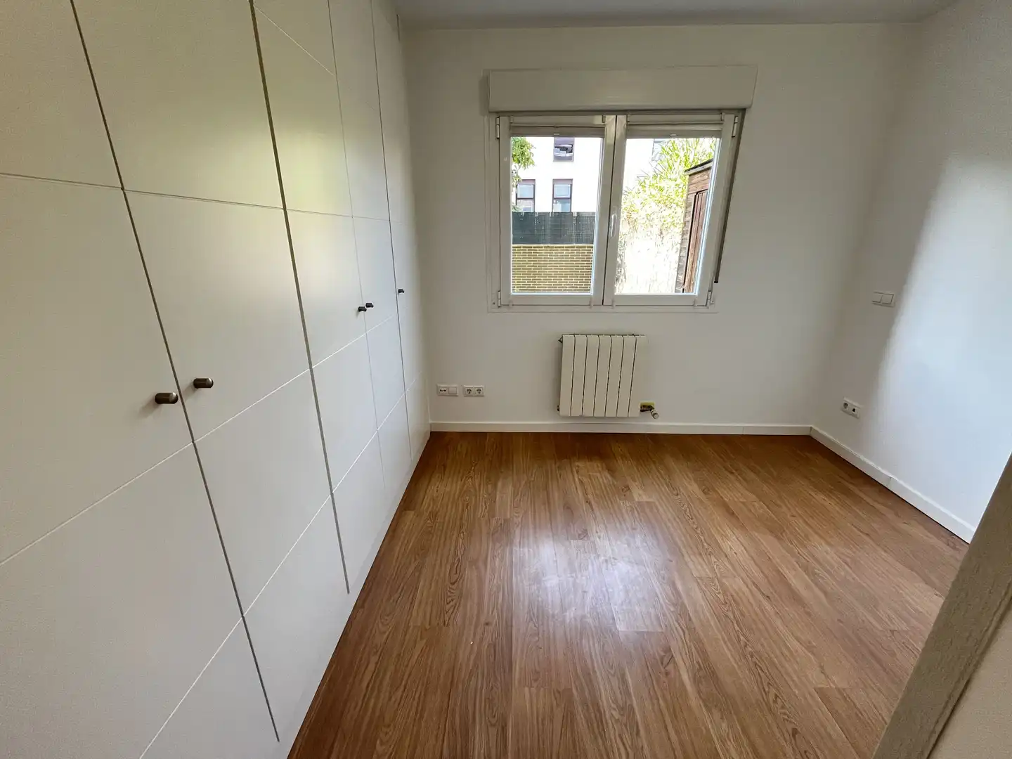 Bedroom of Flat for rent in Las Rozas de Madrid  with Air Conditioner, Heating and Private garden