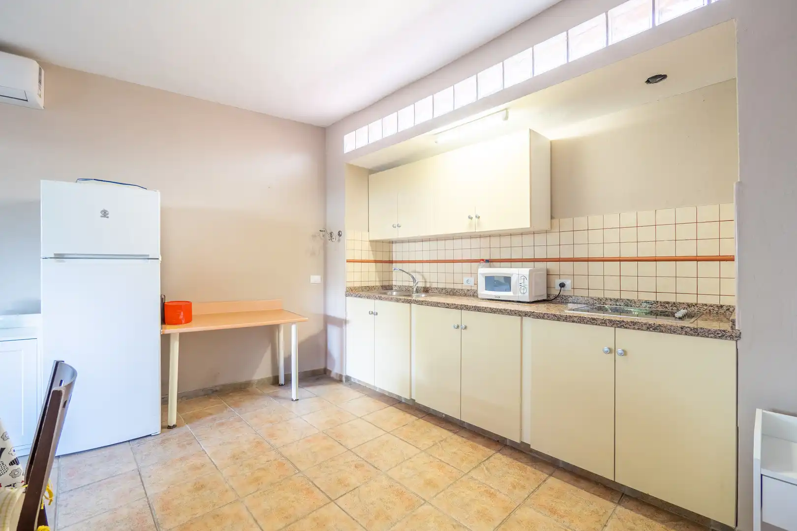 Cuina de Casa o xalet en venda en Moya (Las Palmas) amb Jardí privat, Terrassa i Traster