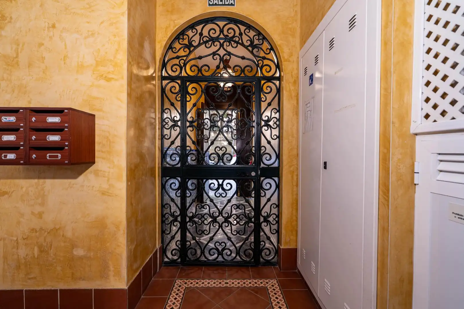 Attic for sale in  Sevilla Capital  with Air Conditioner, Terrace and Storage room