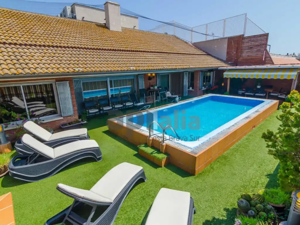 Apartment with lift for sale in Calle Canonge Domenech, imagen 2