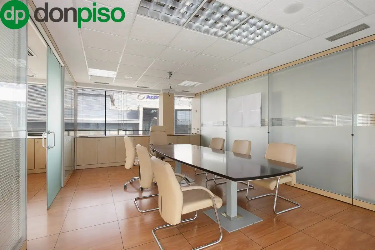 Edificio en venta en Calle FERNANDO DE LOS RIOS, Campus de la Salud