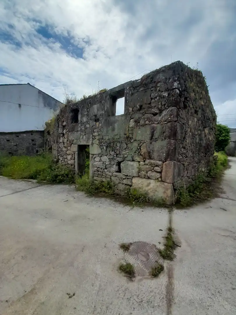 Vista exterior de Casa o xalet en venda en Dodro amb Jardí privat