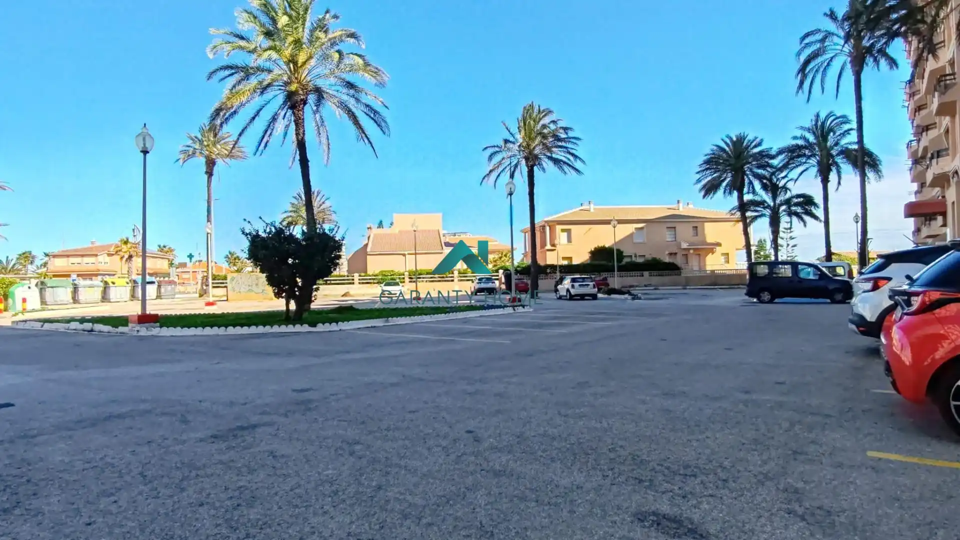 Vista exterior de Apartamento en venta en La Manga del Mar Menor con Amueblado, Balcón y Piscina comunitaria