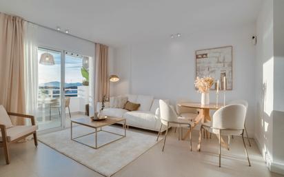 Sala d'estar de Apartament en venda en Marbella amb Calefacció