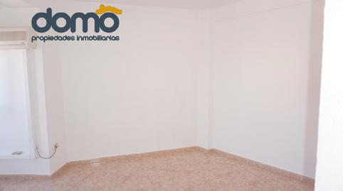 Photo 3 of Flat to rent in Avenida de América, Barrio de Zaidín, Granada