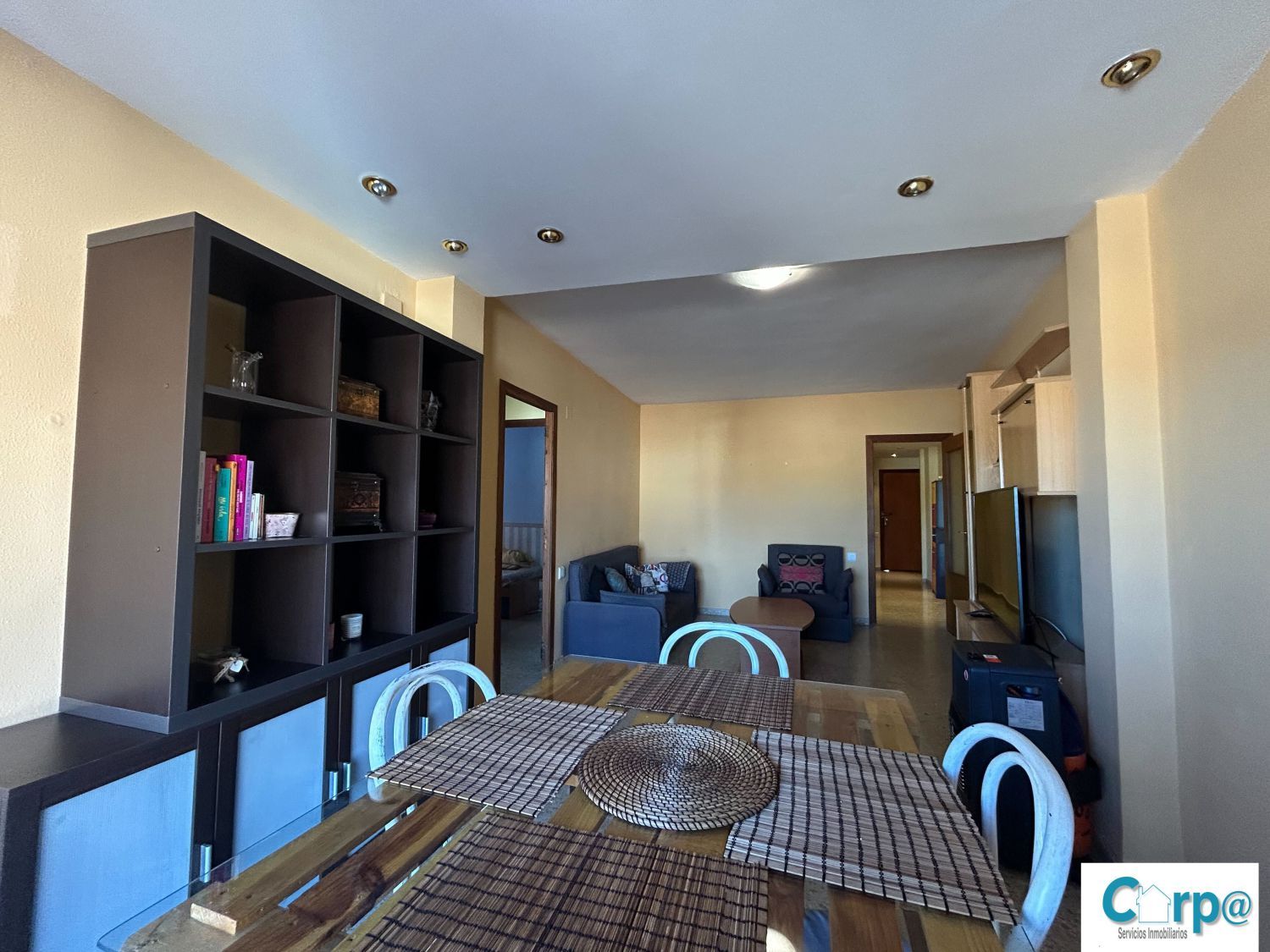 Sala d'estar de Pis en venda en Yátova amb Moblat i Balcó