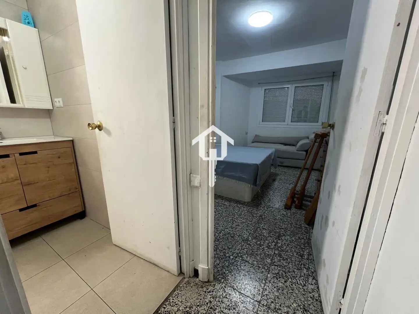 Piso en venta en Alicante / Alacant con Amueblado y Balcón