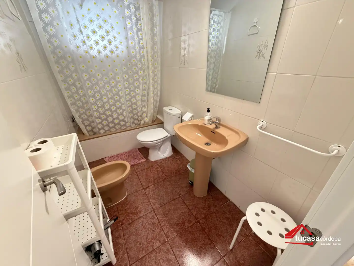 Bathroom of Flat for sale in Córdoba  with Air Conditioner and Heating