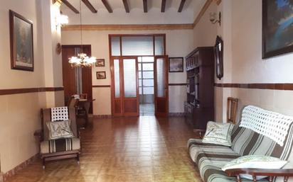 Sala d'estar de Casa o xalet en venda en Algemesí amb Terrassa i Balcó