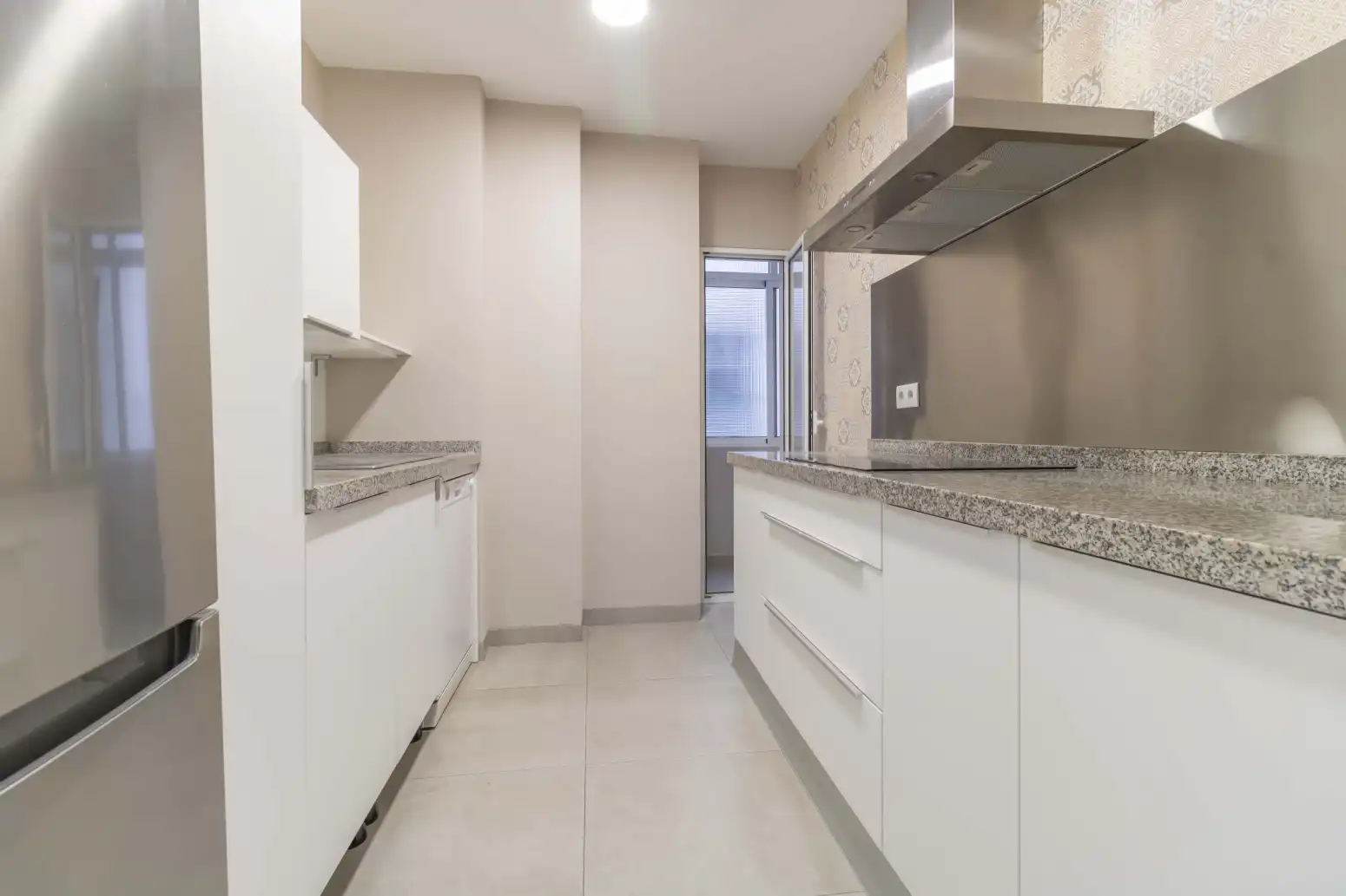 Kitchen of Flat for sale in Sevilla  with Terrace