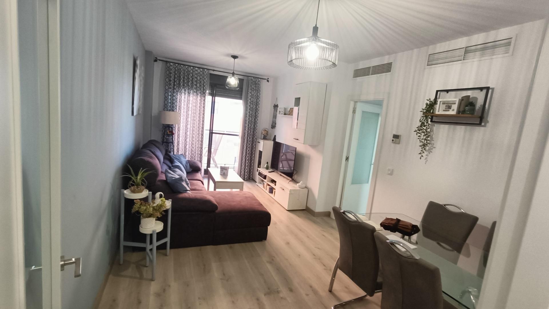Sala de estar de Piso en venta en Dos Hermanas con Aire acondicionado, Calefacción y Jardín privado