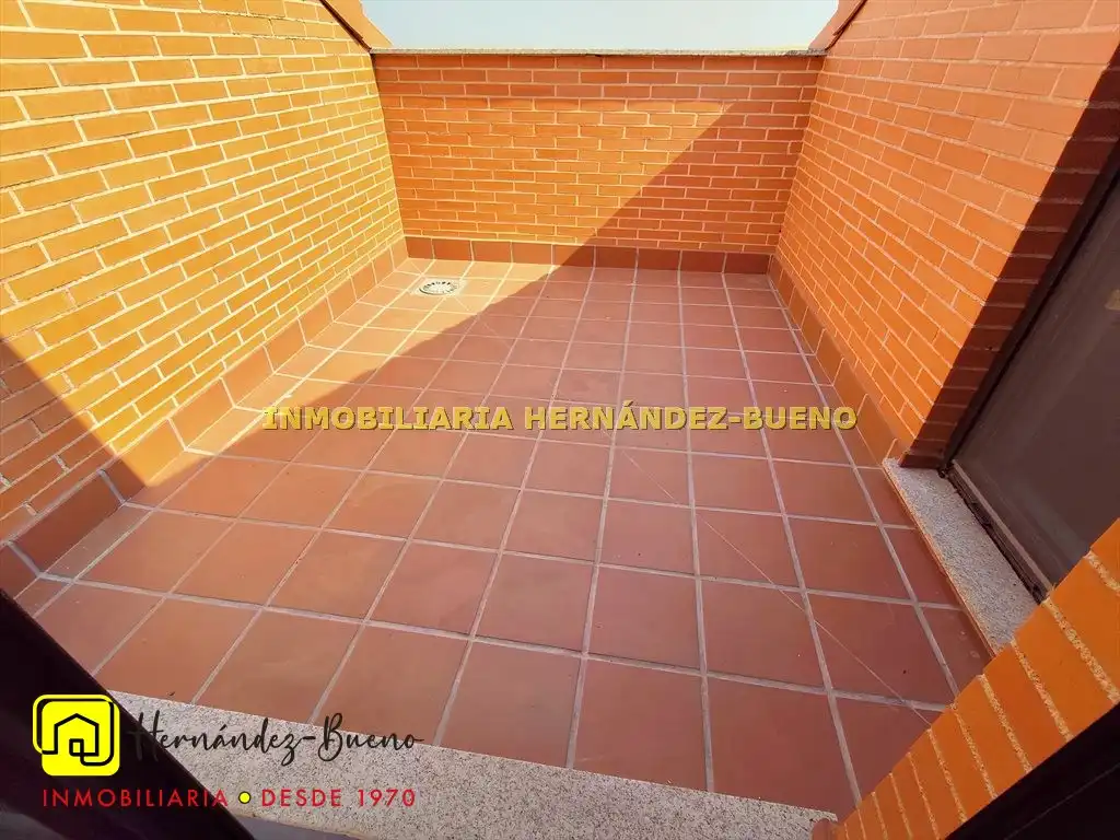 Terraza de Piso en venta en Moriscos con Calefacción y Terraza
