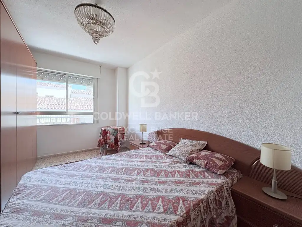 Habitación de Piso en venta en Castellón de la Plana / Castelló de la Plana con Aire acondicionado y Terraza