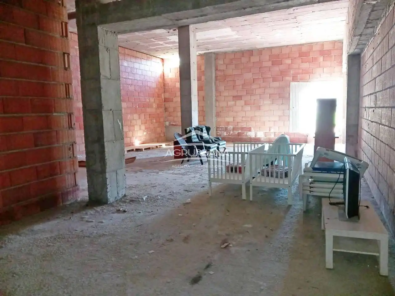 Local comercial de lloguer a Calle Atenas, imagen 3