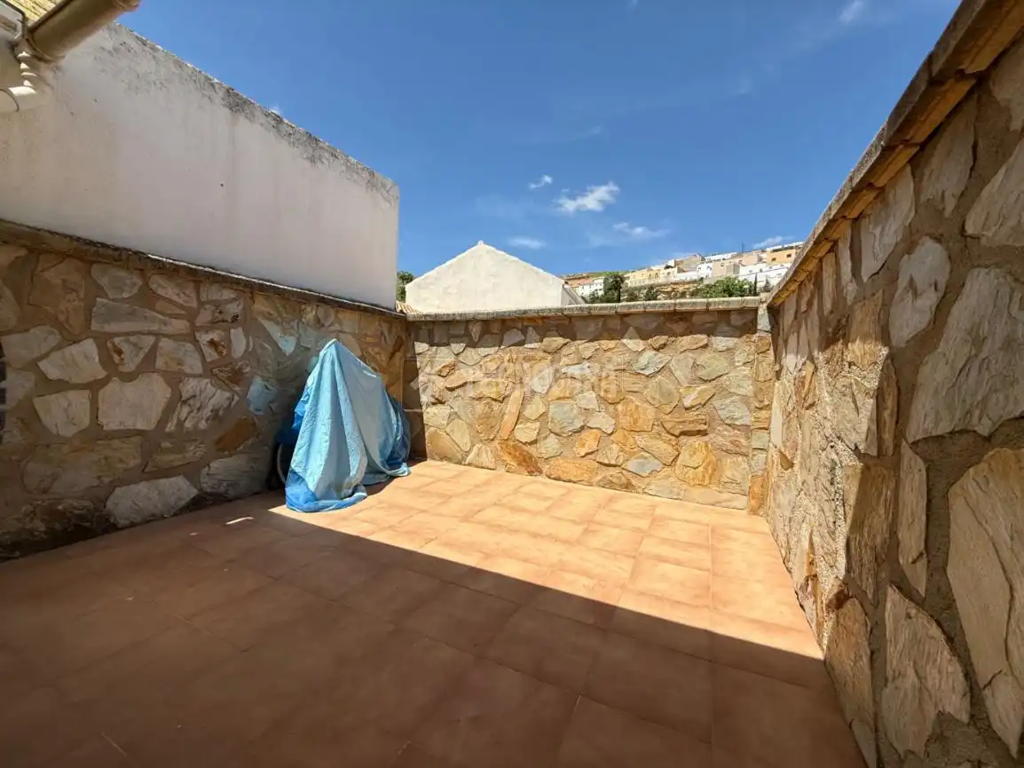 Terrassa de Casa adosada en venda en Jaén amb Terrassa