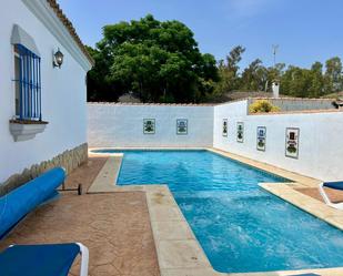 Swimming pool of House or chalet to rent in Chiclana de la Frontera  with Air Conditioner, Heating and Private garden