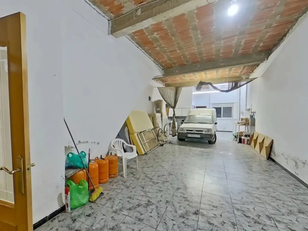 Haus zum Verkauf in Casc Urbà, imagen 12