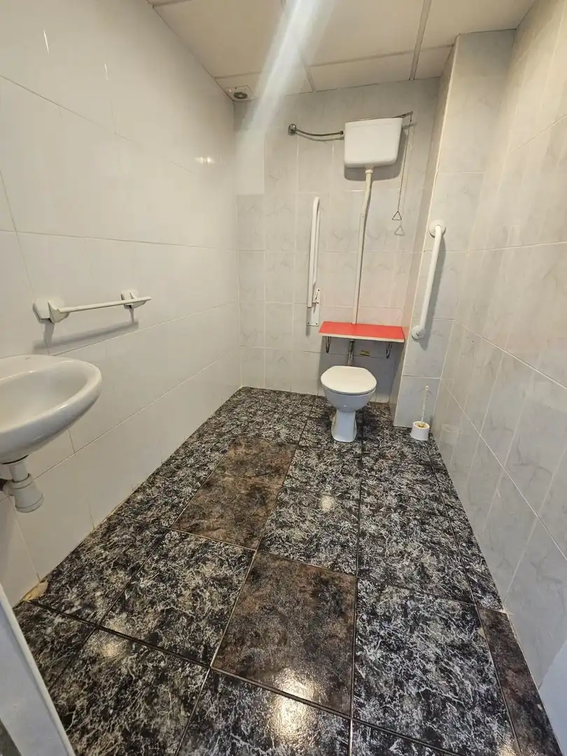 Baño de Local de alquiler en Centro
