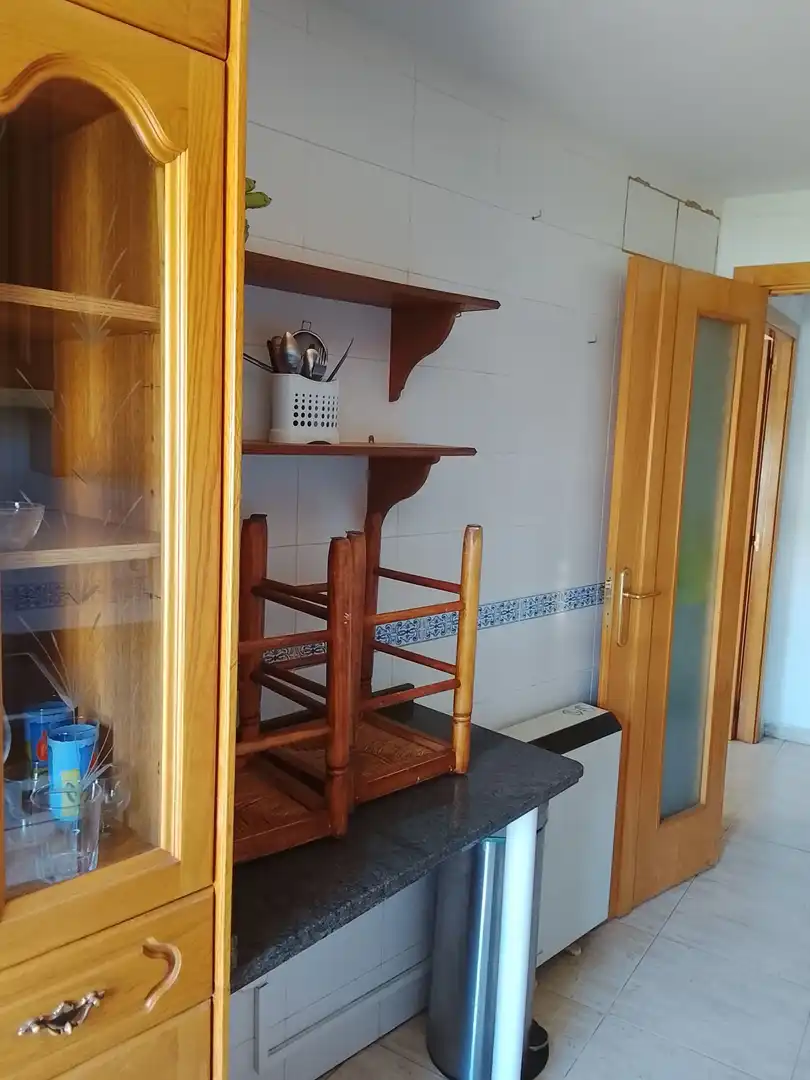 Küche von Wohnung zum Verkauf in Madrigal de la Vera mit Klimaanlage, Heizung und Möbliert