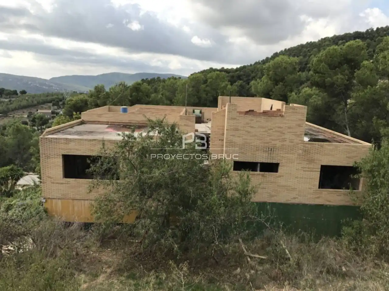 Villa mit Garten zum Verkauf in Cervelló