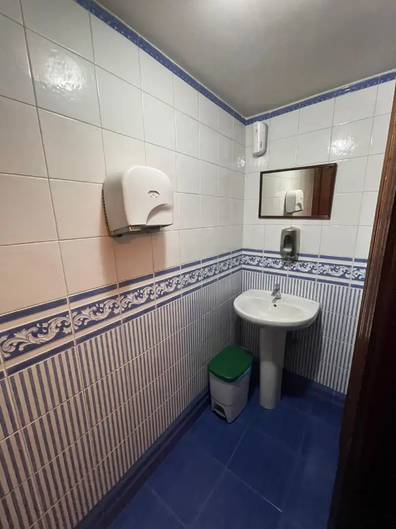 Local commercial à vendre à Avenida 1 de Mayo, imagen 31
