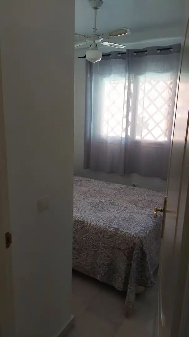 Bedroom of Apartments for rent in Algeciras  with Furnished and Community pool