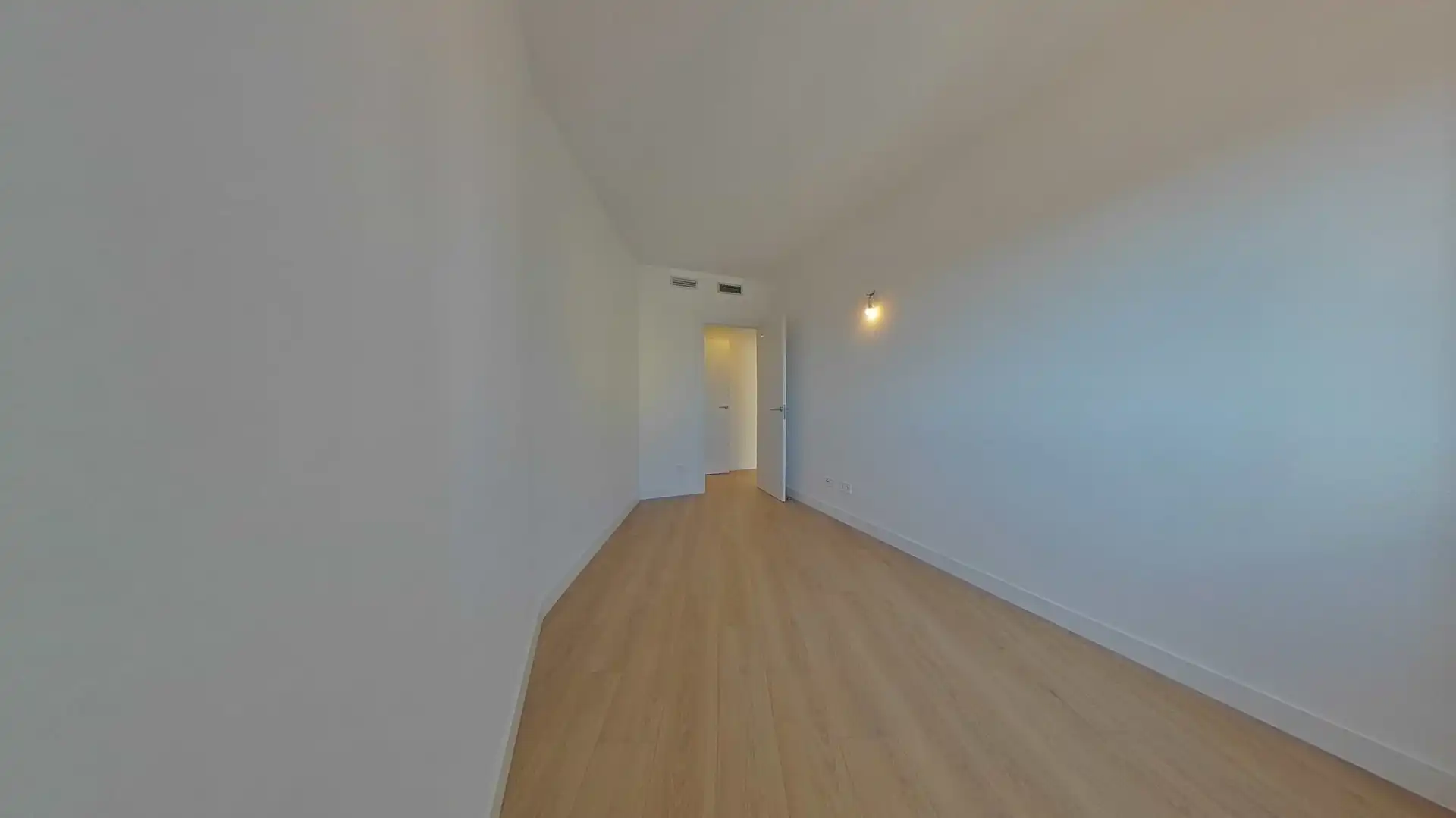 Habitación de Piso en venta en Badalona con Parquet
