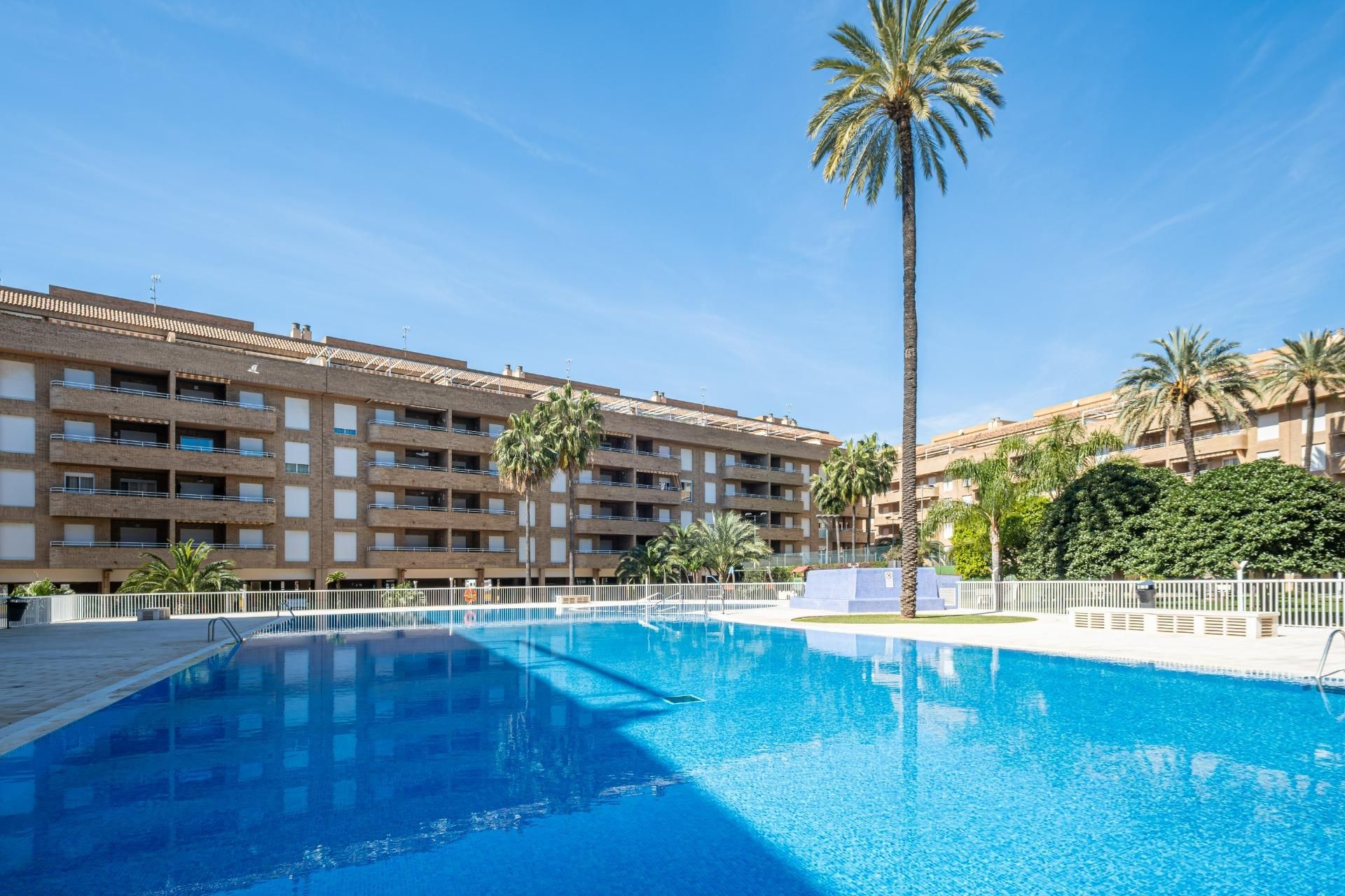 Piscina de Apartament de lloguer en Dénia amb Aire condicionat, Balcó i Piscina comunitària