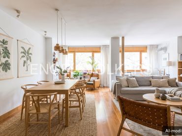 Wohnung mit Pool zum Verkauf in Calle de Clara del Rey