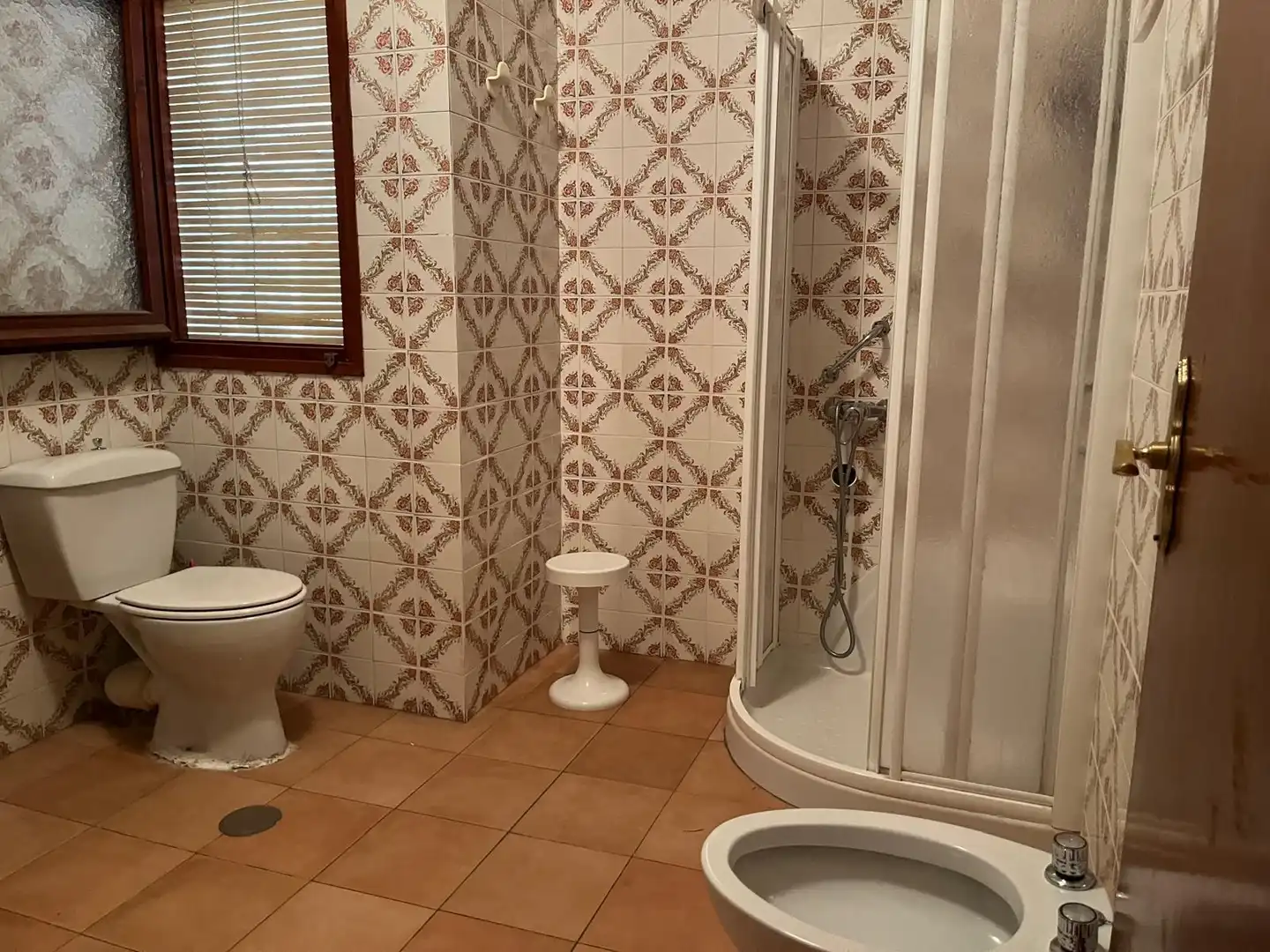 Bany de Pis en venda en Almansa amb Calefacció i Moblat