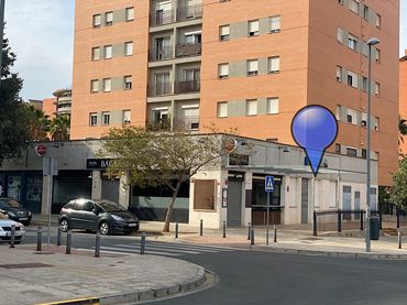Business premises to rent in Calle Zeus