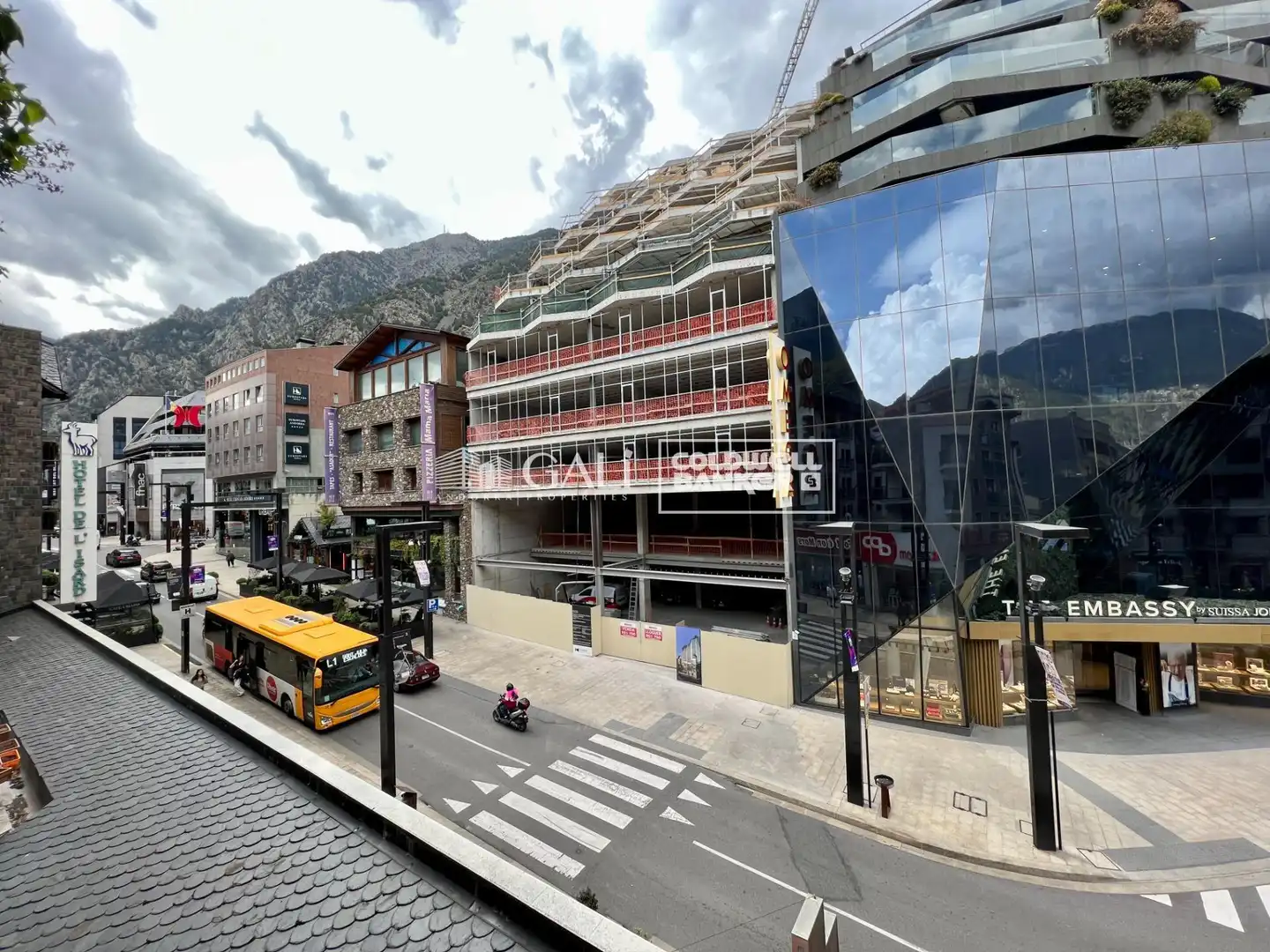 Vista exterior de Piso en venta en Andorra la Vella con Calefacción, Parquet y Terraza