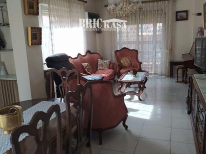 Living room of Flat for sale in Cáceres Capital  with Air Conditioner, Heating and Terrace