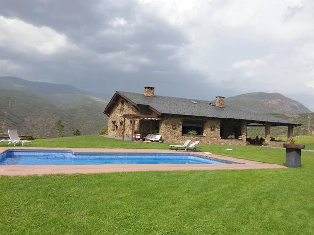 Finca rústica en Venta en Alàs I Cerc