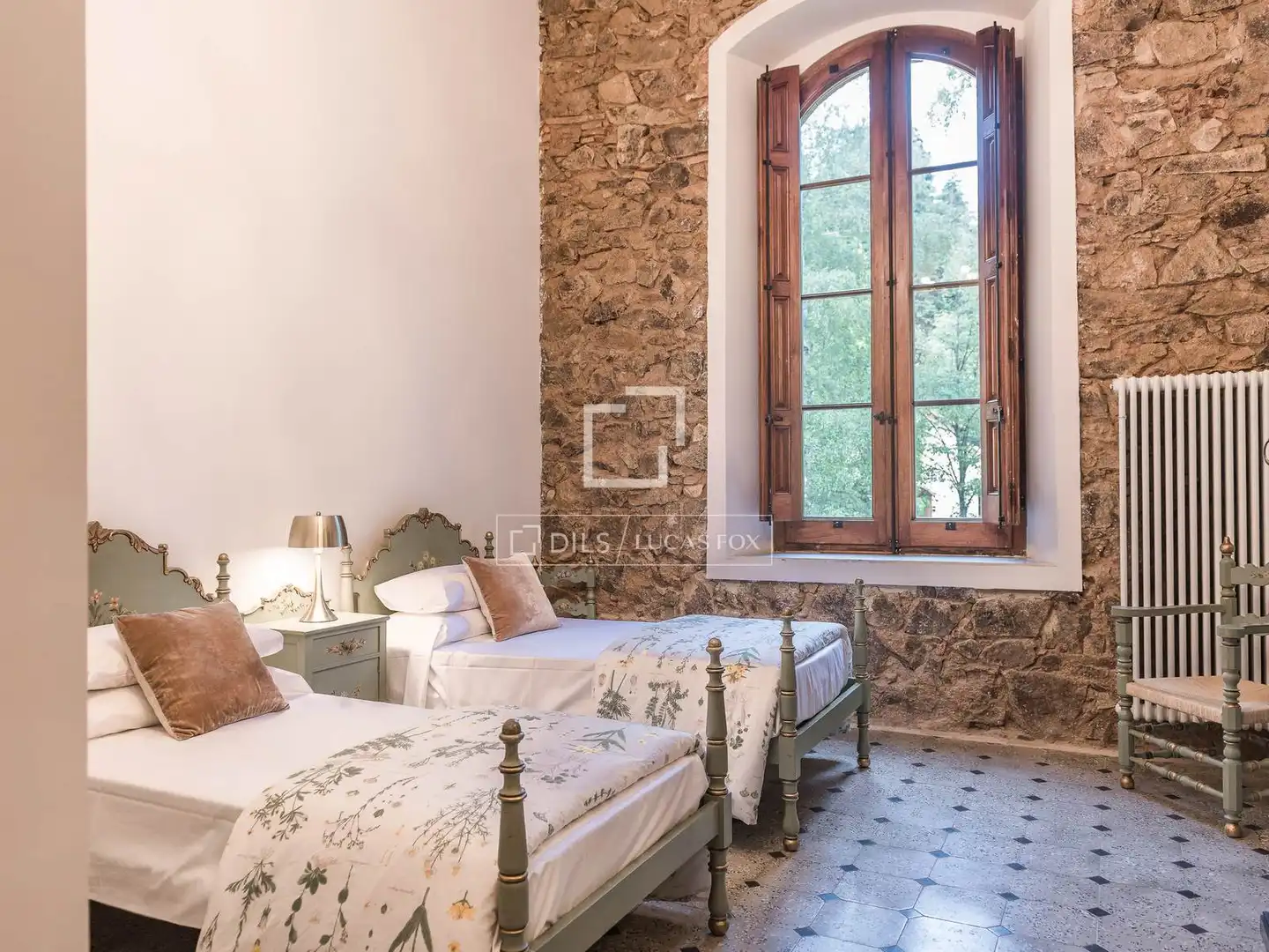 Habitación de Finca rústica en venta en Sant Hilari Sacalm con Aire acondicionado, Calefacción y Jardín privado