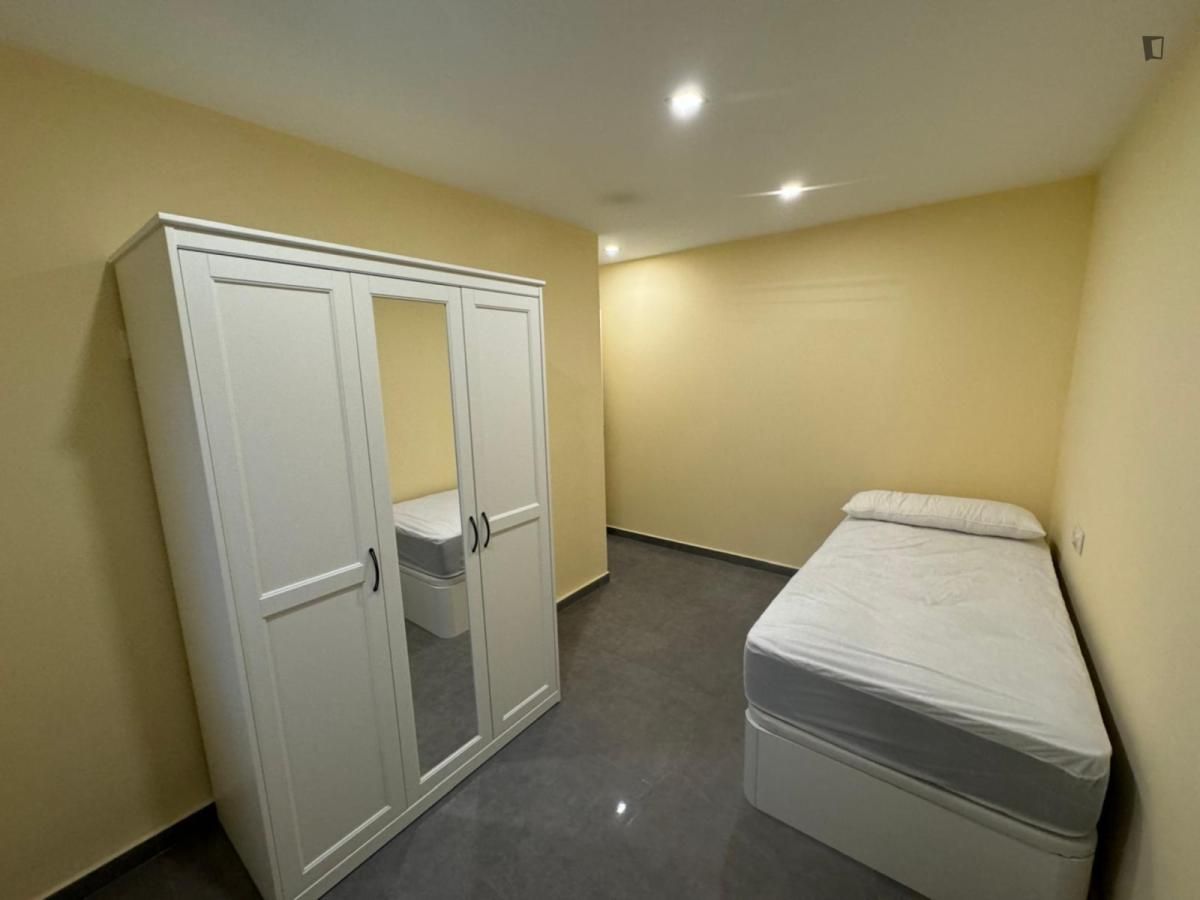 Dormitori de Apartament de lloguer en  Palma de Mallorca amb Aire condicionat, Moblat i Forn