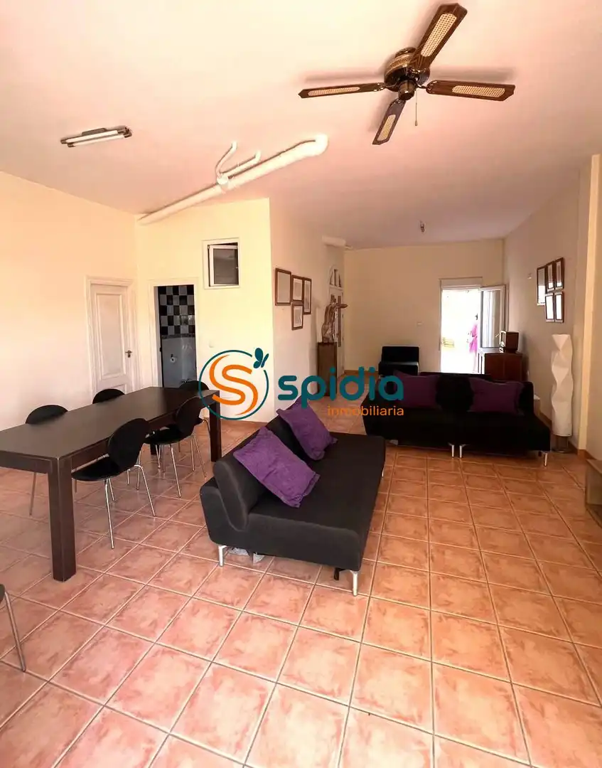 Sala de estar de Edificio en venta en Águilas