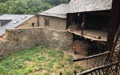 Vista exterior de Finca rústica en venda en La Guingueta d'Àneu